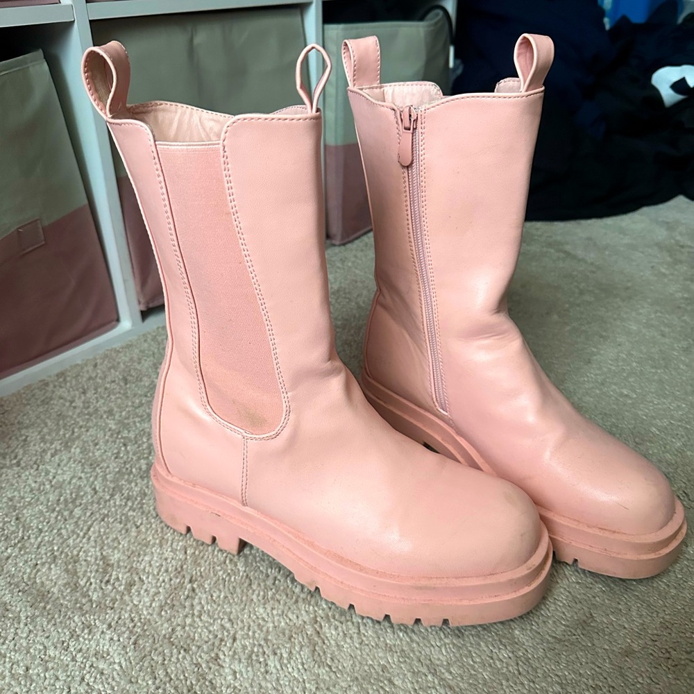 Baby Pink Rain Boots Size 9